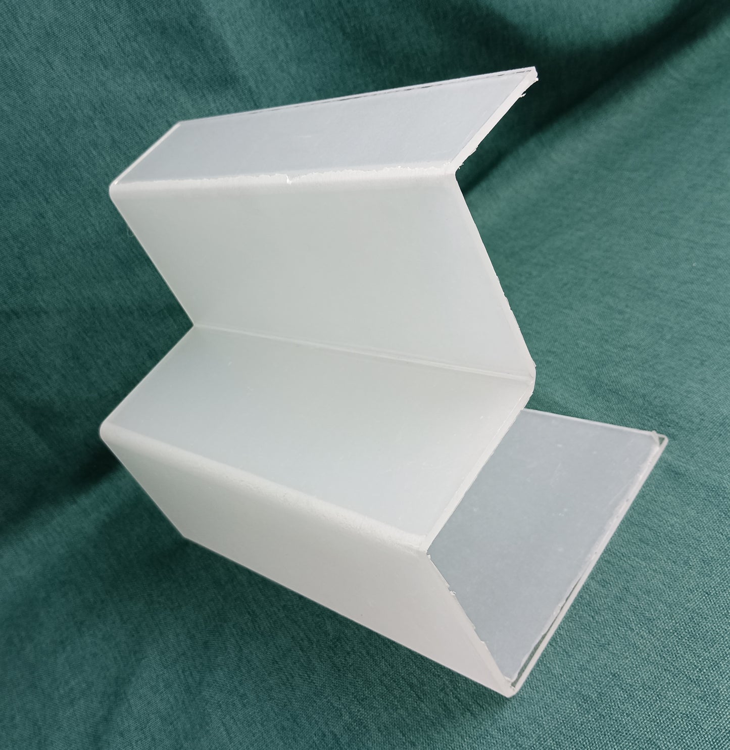 M.TuanTuan Display stands trapezoidal ladder display stand perfume hand puppet cosmetic jade items put on display shelf creative