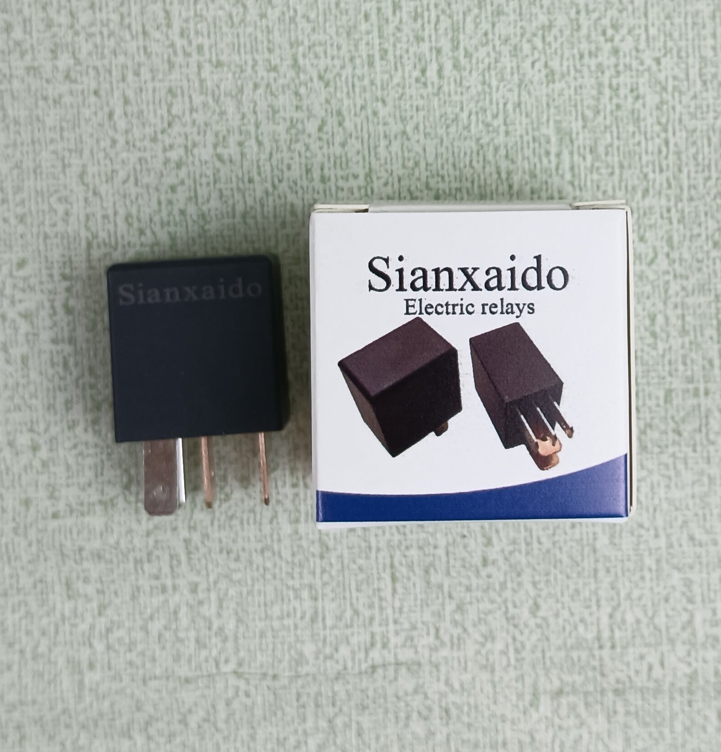 Sianxaido Electric relays universal relay fuel pump air conditioning fan far and near light original relay