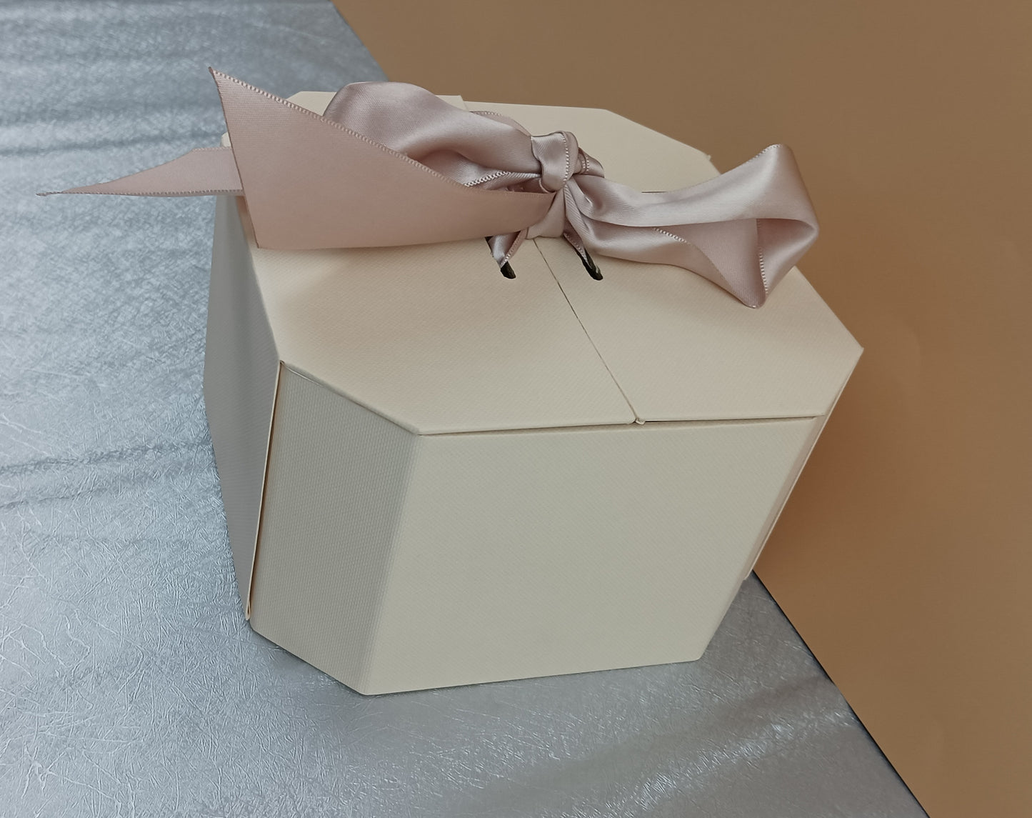 Glyriah Gift boxes Universal Gift Boxes Empty Boxes Boyfriend Girl Model Gift Packaging Boxes Birthday Surprise Gift Boxes Companion Gift Boxes