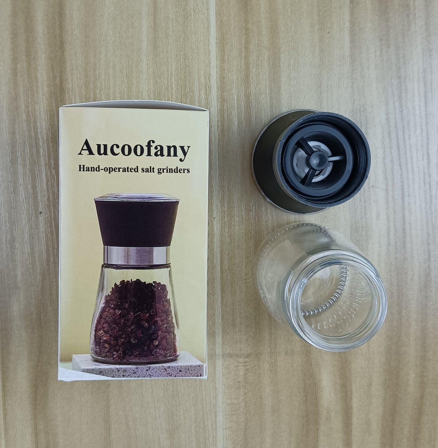 Aucoofany Hand-operated salt grinders household pepper grinder manual peppercorns sea salt grinding bottle black and white pepper powder grinding talisman seasoning bottle salt grinder