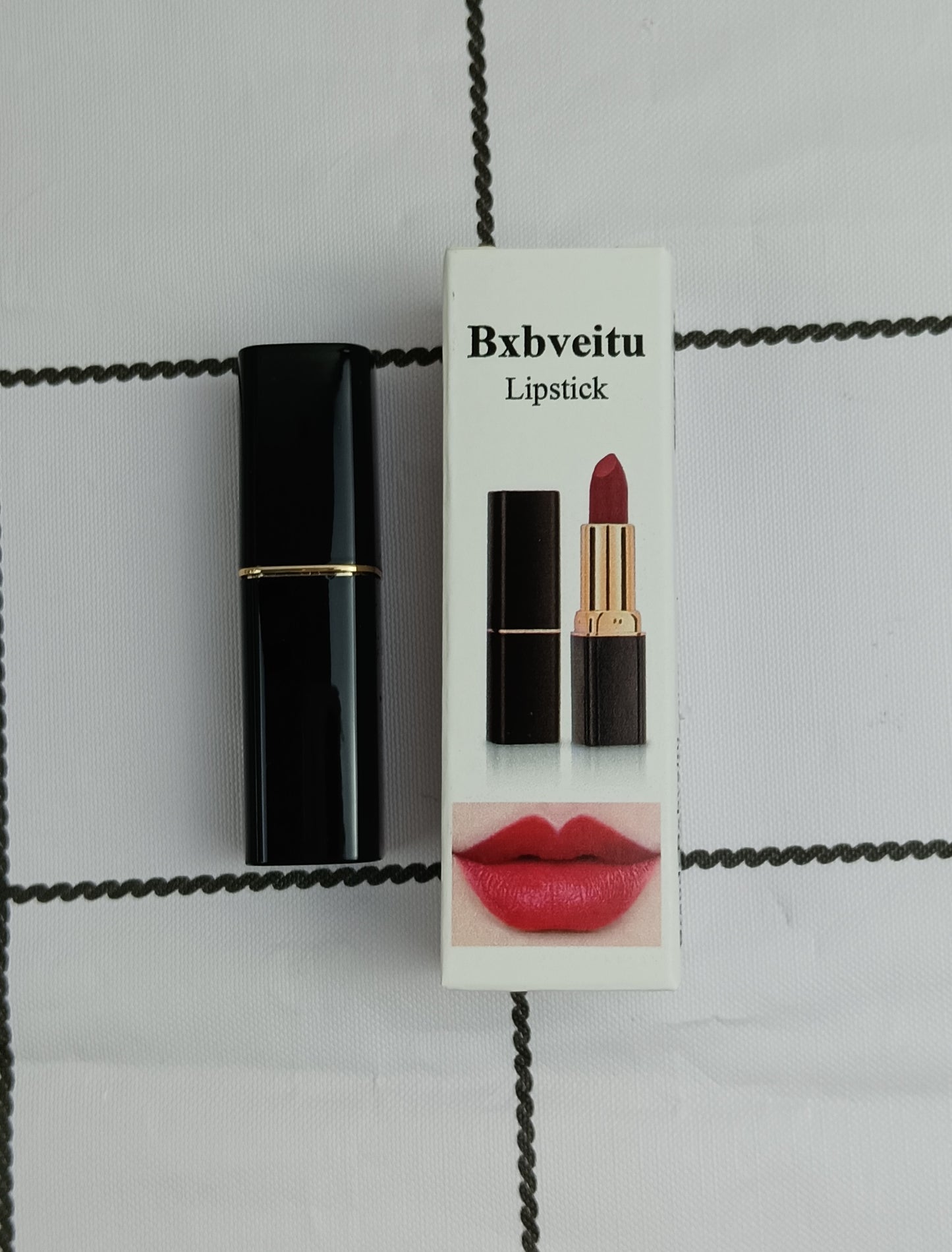 Bxbveitu lipstick new lipstick does not lose color non-stick cup waterproof long-lasting moisturizing and nourishing students face pregnant women can be used to show white