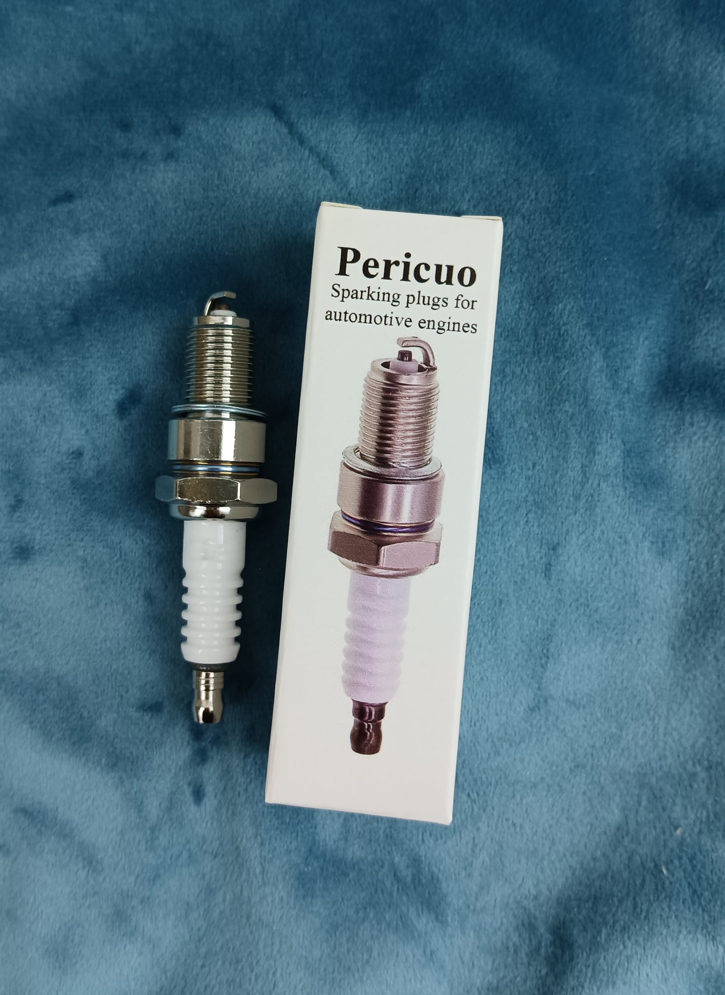 Pericuo Sparking plugs for automotive engines car spark plugs iridium special car to enhance the power to solve the jitter applicable to a variety of models universal original