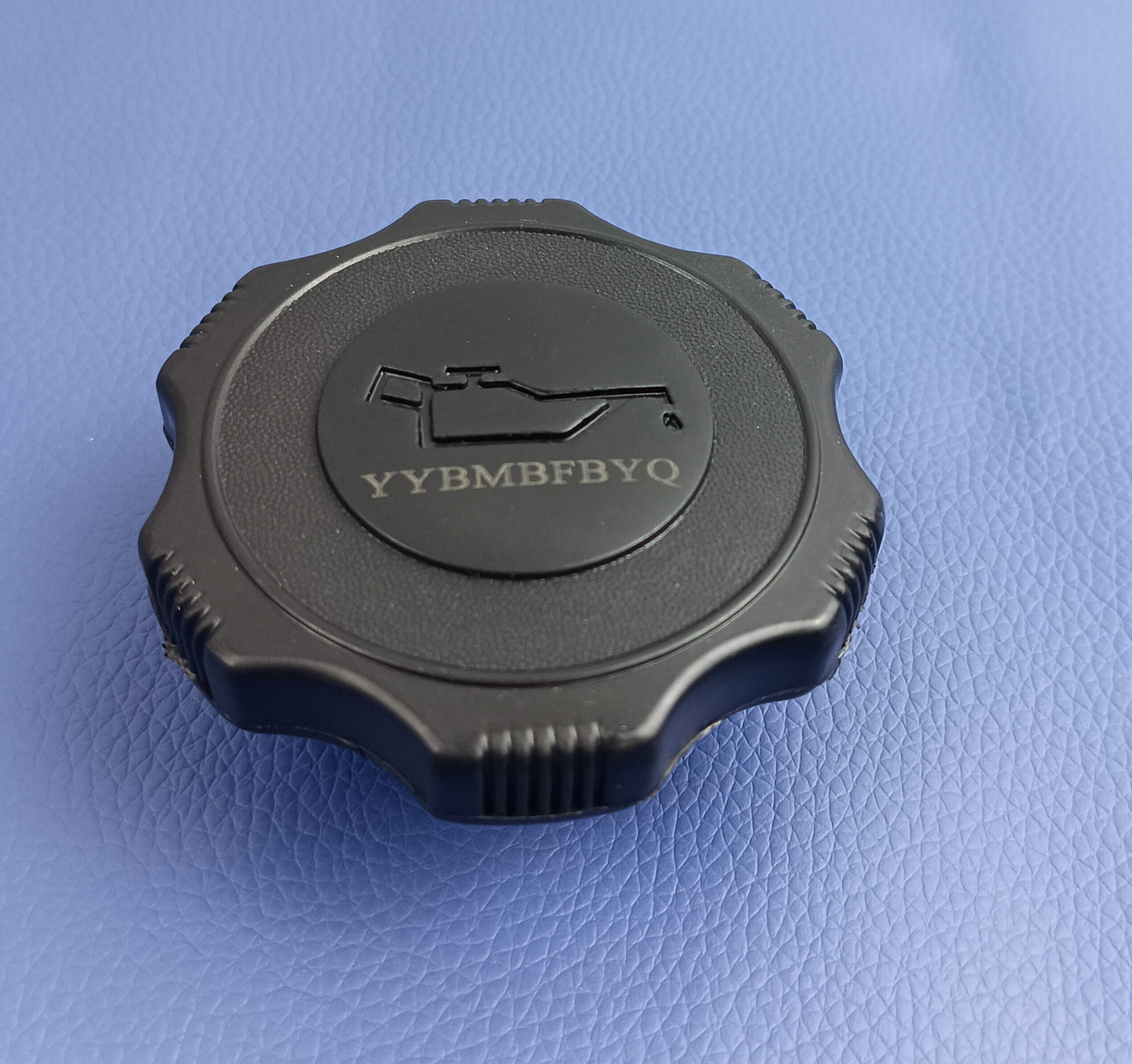 YYBMBFBYQ Vehicle engine parts, namely, oil tank plugs and caps applicable to a variety of models of oil tank cap van oil tank cap universal oil tank plugs oil tank cap